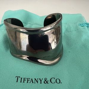 Tiffany & Co Elsa Peretti Ruthenium Small Bone Cuff. Left Wrist.